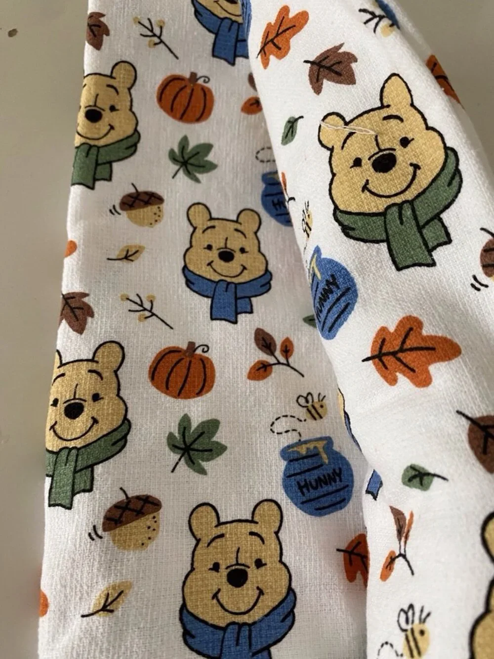 2 Pack Disney Winnie The Pooh Autumn Fall Leaves Acorns Kitchen Towels 16 X 26”